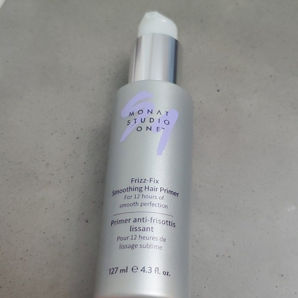 Monat Frizz Fix